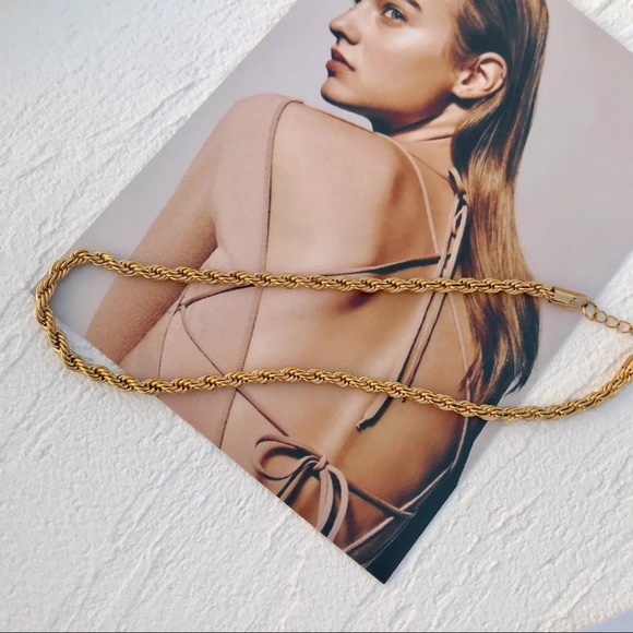 18K Gold Rope Chain Necklace - Picture 3 of 3